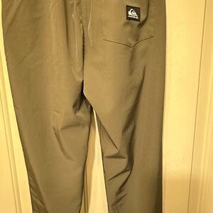 Quiksilver Men's Khaki Chinos
